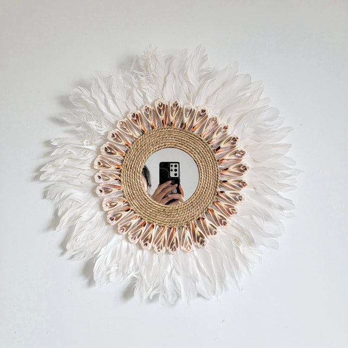 Miroir mural en rotin et plumes fait main