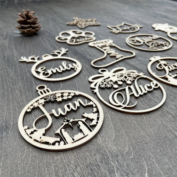 Ornement de Noël personnalisé en bois avec nom gravé - décoration festive