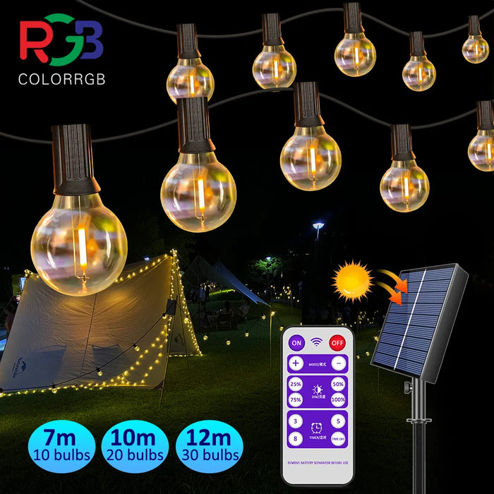 Guirlande solaire LED 40 ampoules éclairant une terrasse le soir
