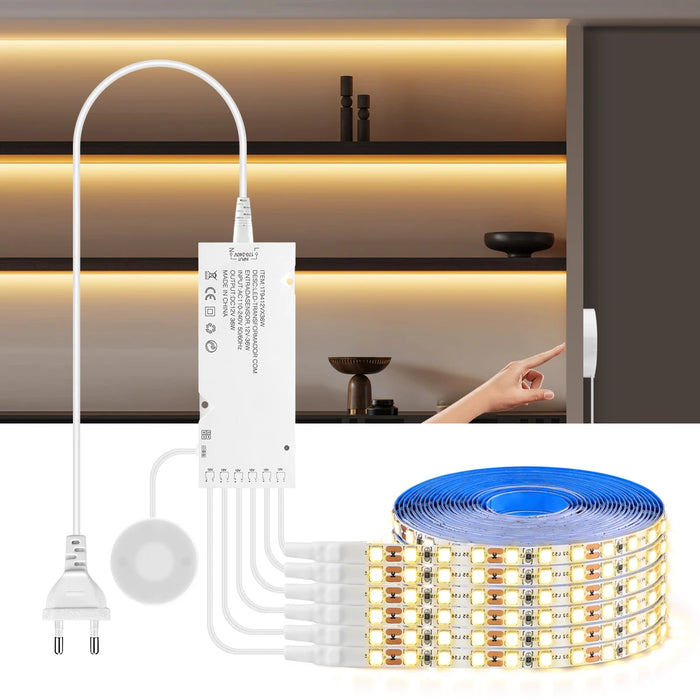 Bande lumineuse LED double couche 12V avec capteur tactile bois installée derrière une étagère