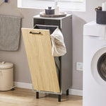 Armoire à linge dans une salle de bain moderne