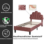 Texture douce du velours sur le lit enfant 90x200