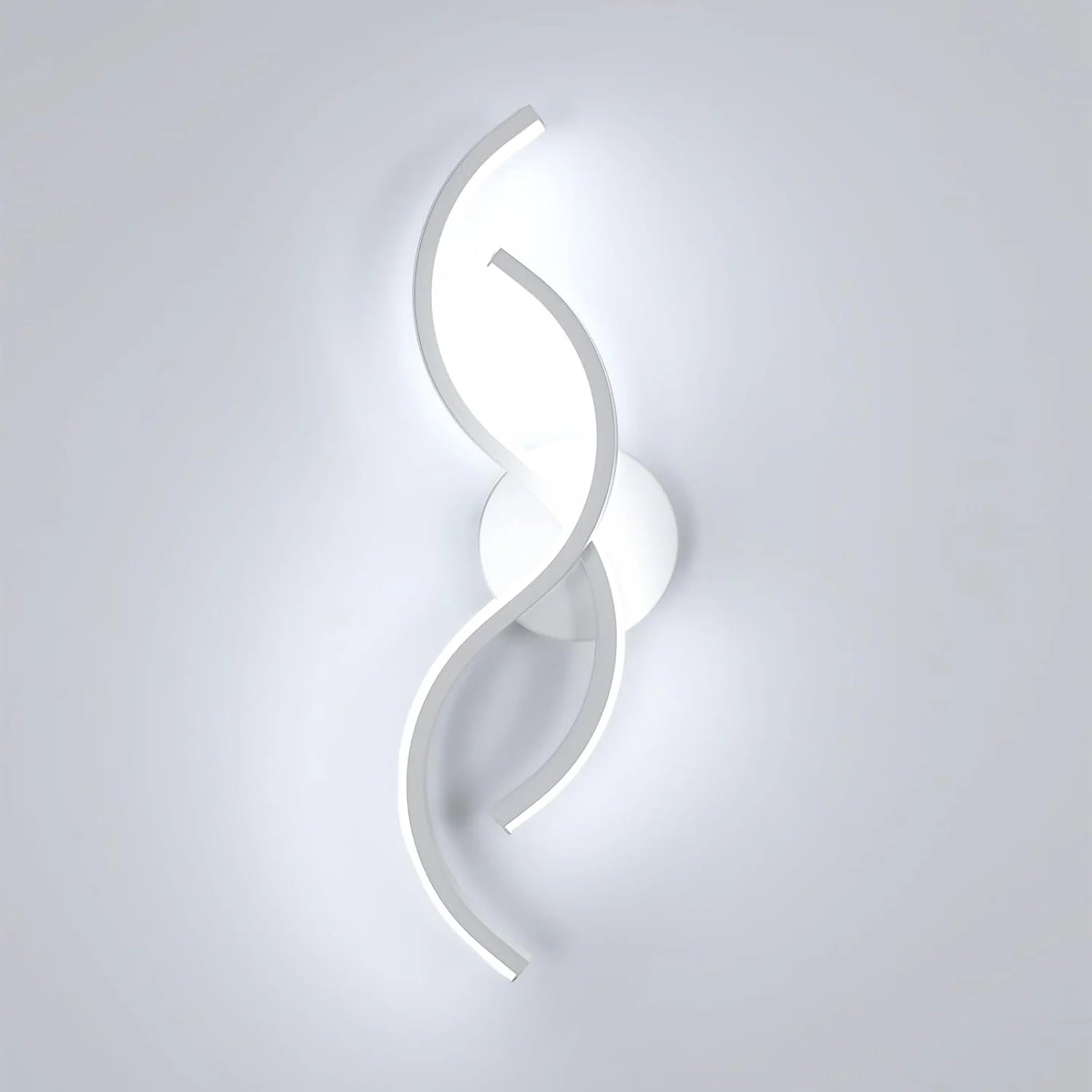 Détail de l'applique murale en aluminium blanc avec éclairage 6500K