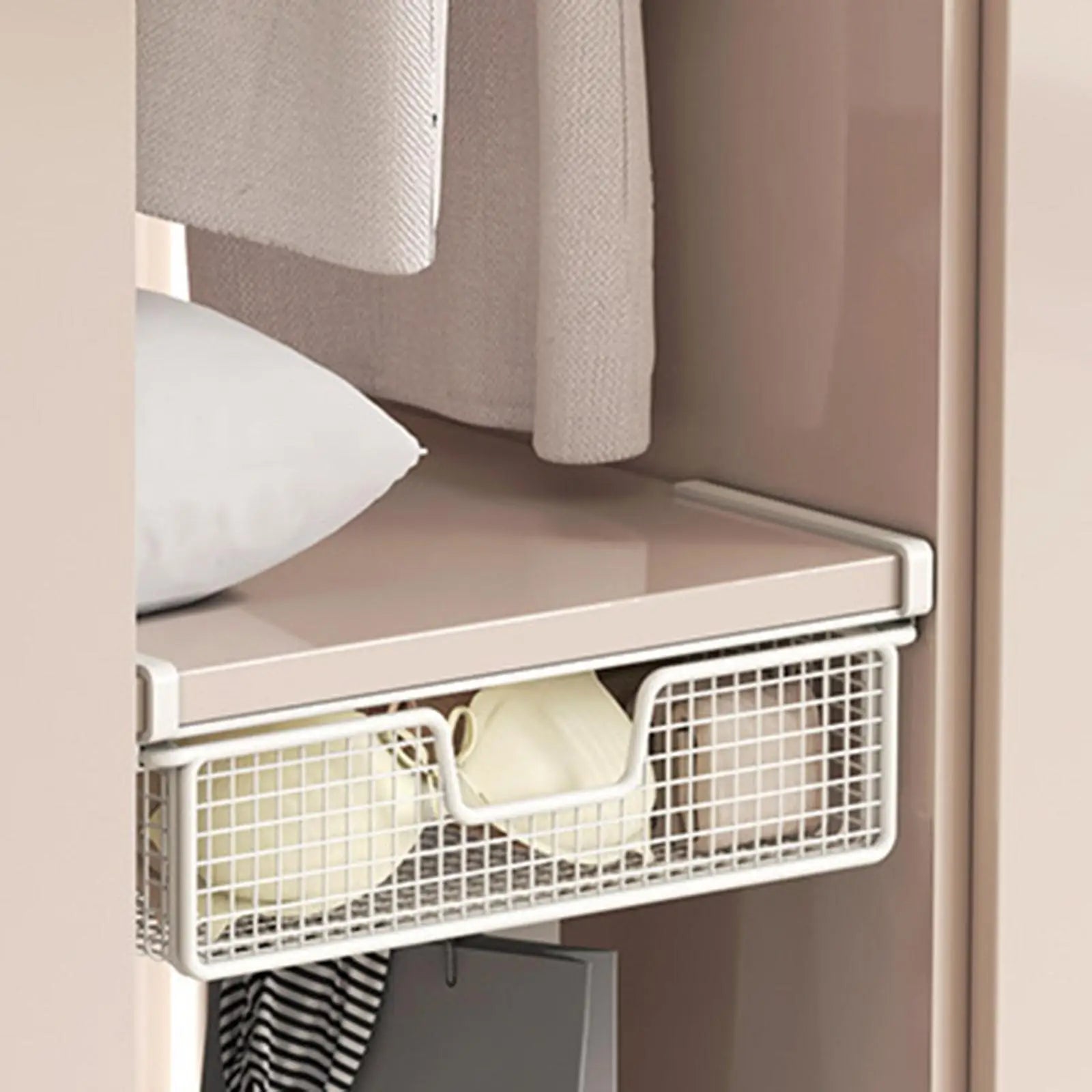 Panier tiroir coulissant suspendu métal bleu rangement salle de bain