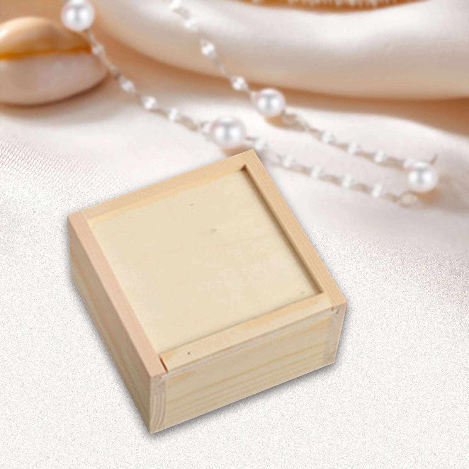 Boîte de rangement utilisée pour organiser des bijoux