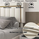 Cadre de lit assemblé dans une chambre décorée avec style moderne