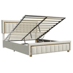 Lit assemblé avec espace de rangement pratique