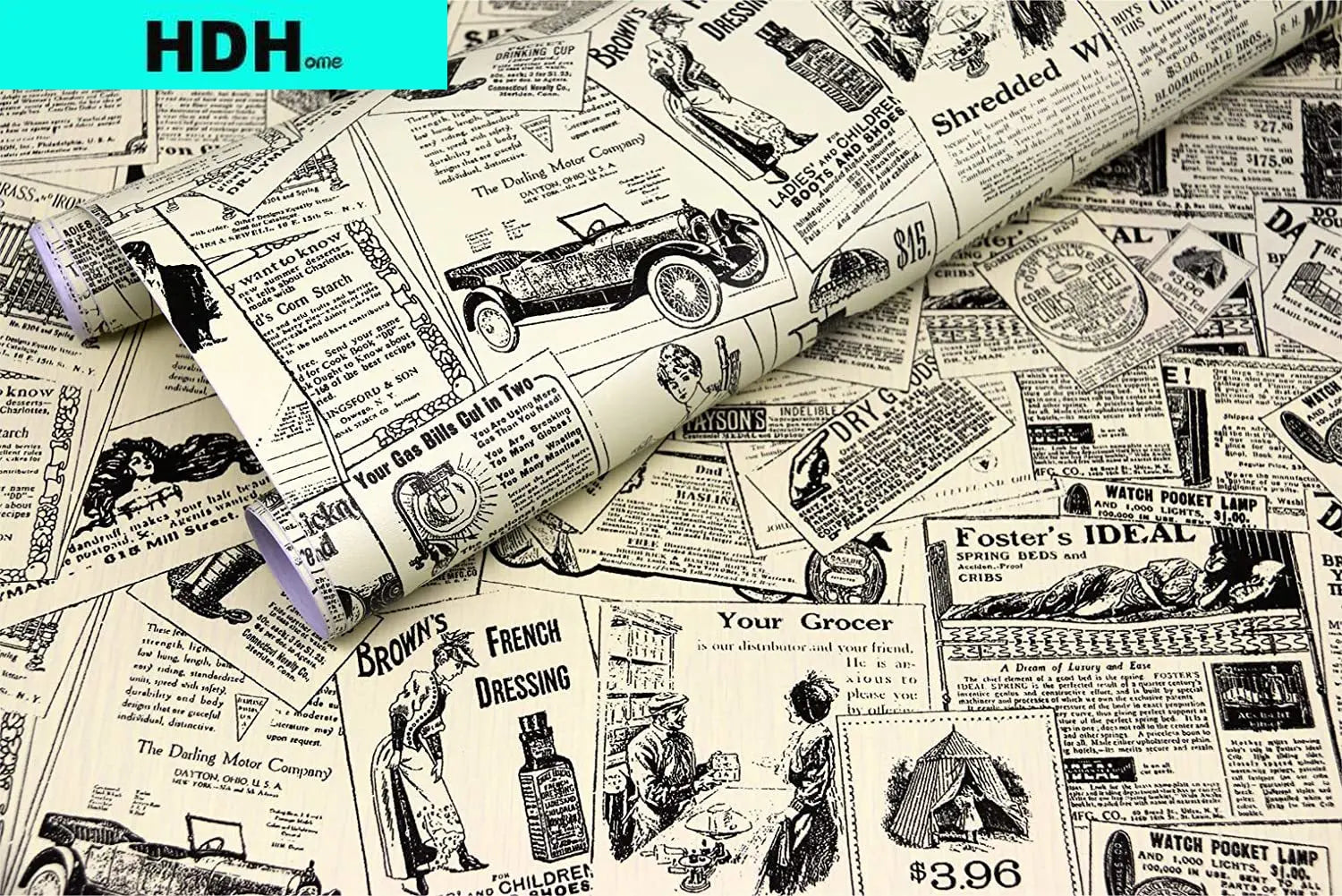 Papier peint auto-adhésif vintage journal jaune sur un mur de bureau