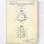 L'image représente le brevet d'un design de dé à jouer breveté en 1925 par William Stern, 2D. Le document montre les schémas techniques du dé et les informations relatives à la demande de brevet.