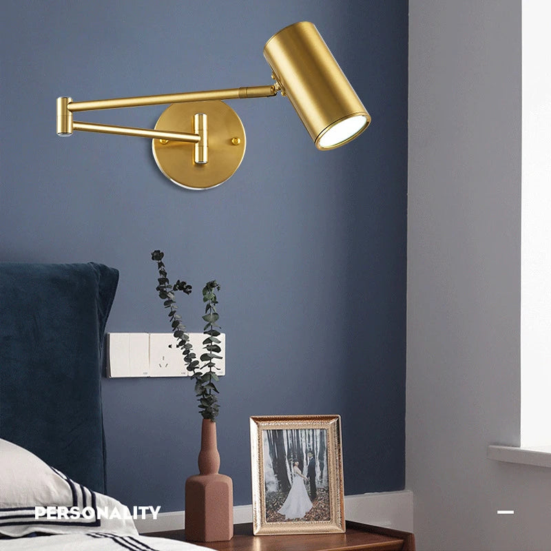 Applique murale LED orientable design blanc pour chambre à coucher contemporaine