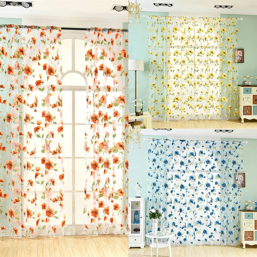 Détail du motif fleuri sur rideau voile transparent