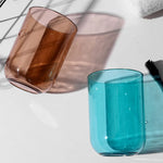Gobelet de toilette transparent en plastique gris