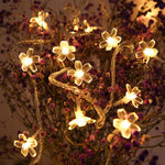 Guirlande lumineuse fleurs cerisier blanc chaud ambiance chambre