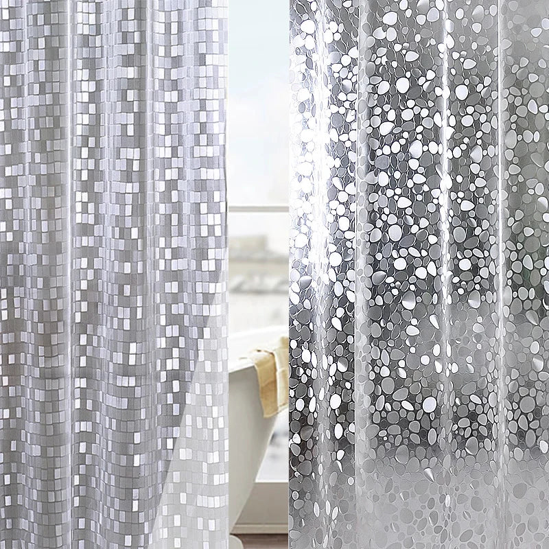 Détail du motif géométrique 3D sur le rideau de douche transparent