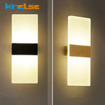 Mini applique murale LED acrylique blanche design moderne