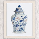 Élégante poterie chinoise ornée de magnifiques fleurs et grues stylisées dans des tons bleus et beiges.