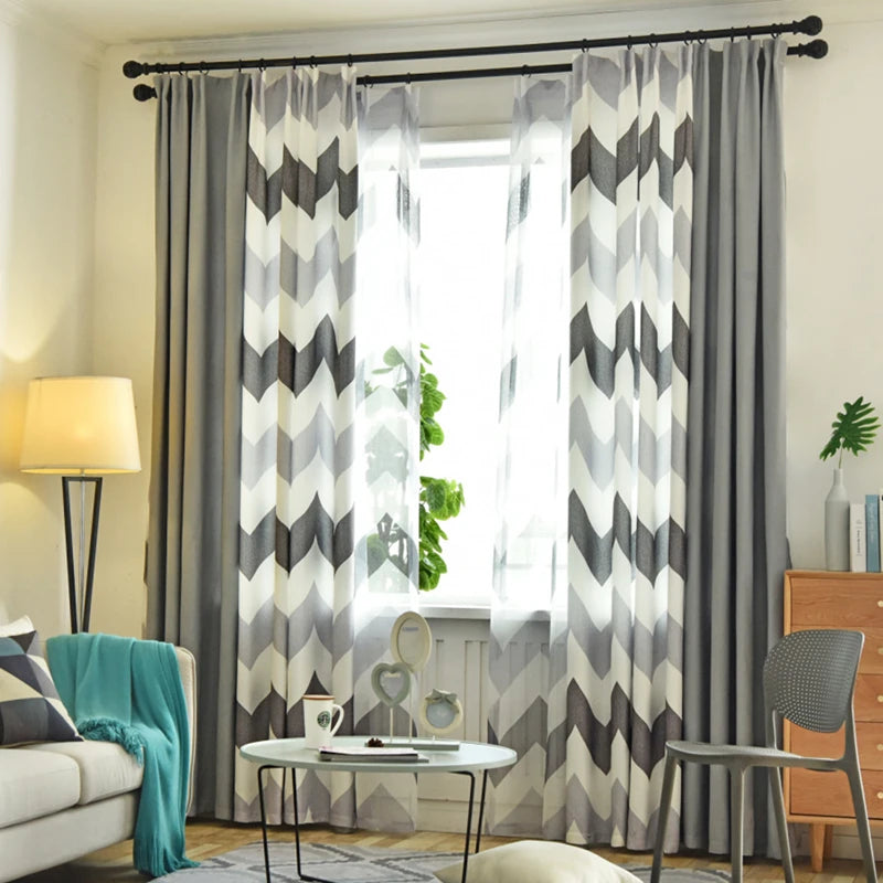 Rideau occultant sur mesure gris clair avec voilage pour chambre