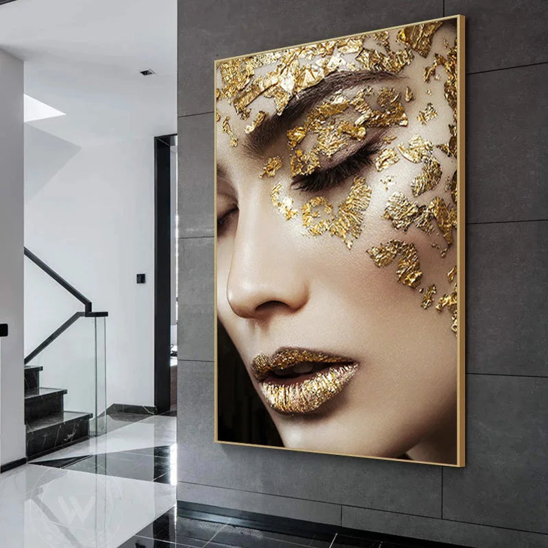 Affiche toile art moderne femme dorée sans cadre vue de face