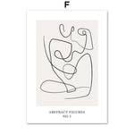 Une composition abstraite de formes organiques et fluides en noir et blanc, suggérant des figures humaines stylisées.