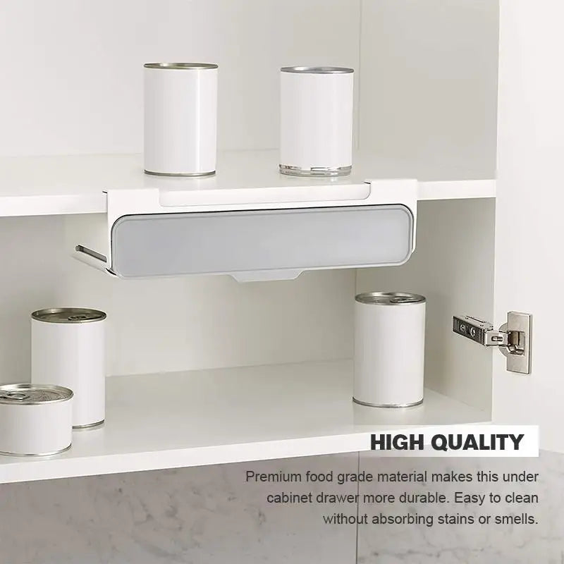 Compartiments coulissants de l'organisateur d'épices mural