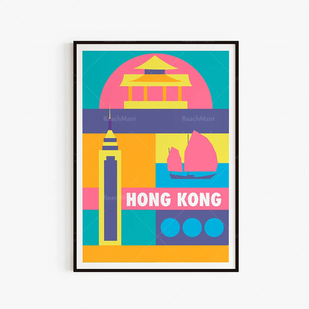 Affiche de voyage vibrante représentant les principaux monuments et symboles de Hong Kong, comme le bâtiment à la forme caractéristique, les voiliers traditionnels et les formes géométriques colorées.