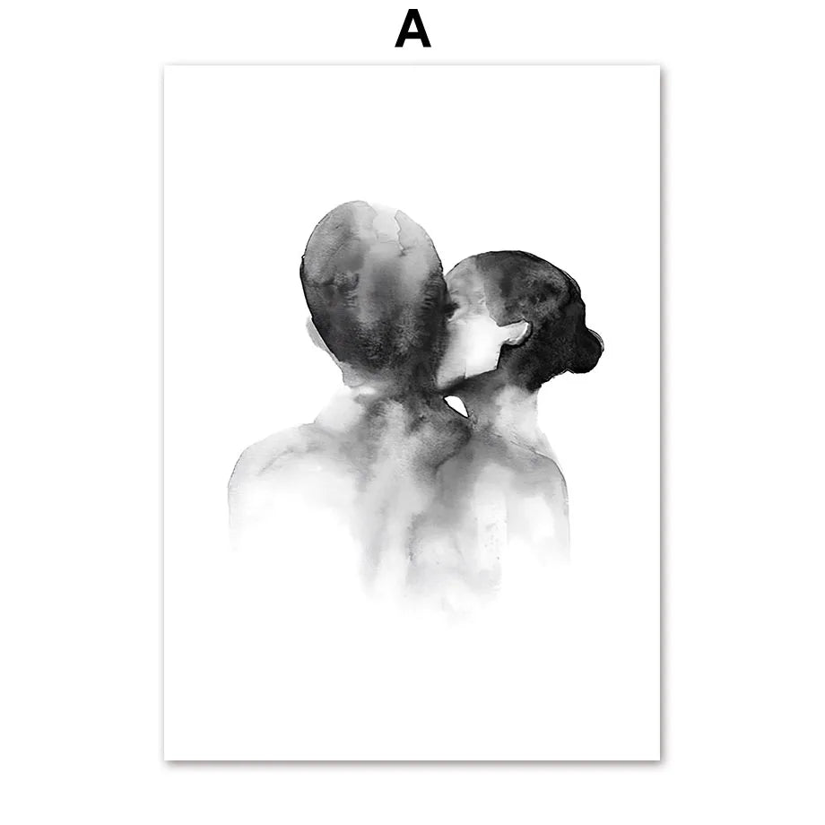 Deux formes abstraites et nébuleuses dans une composition monochromatique.