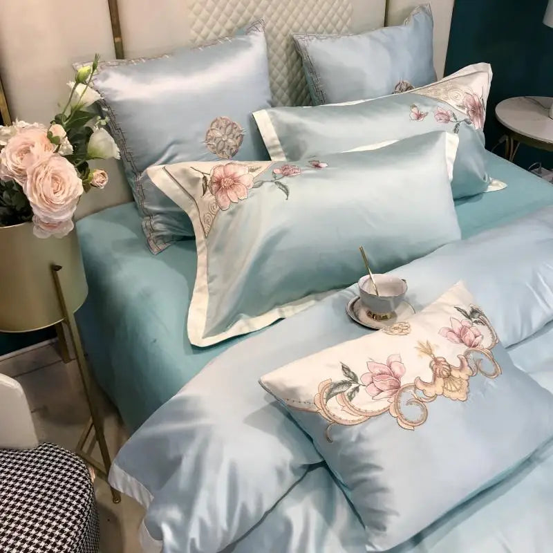 Parure de lit satin coton brodé fleurs bleue 4 pièces