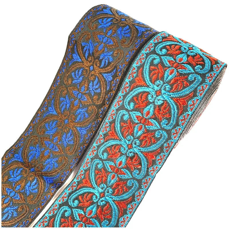 Ruban jacquard large 5 cm argent antique motif totem classique