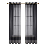 Rideaux gris foncé élégants pour salon, style moderne. Décoration intérieure, habillage de fenêtres, ambiance contemporaine. Rideau à œillets, installation facile sur tringle. Accessoire de maison chic, idéale pour salle de séjour ou chambre à coucher. Créez une atmosphère cosy et sophistiquée.