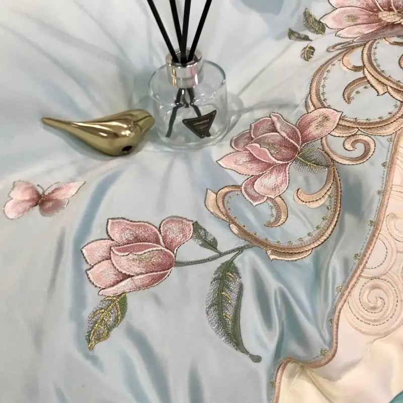 Taie d'oreiller satin coton brodé fleurs assortie