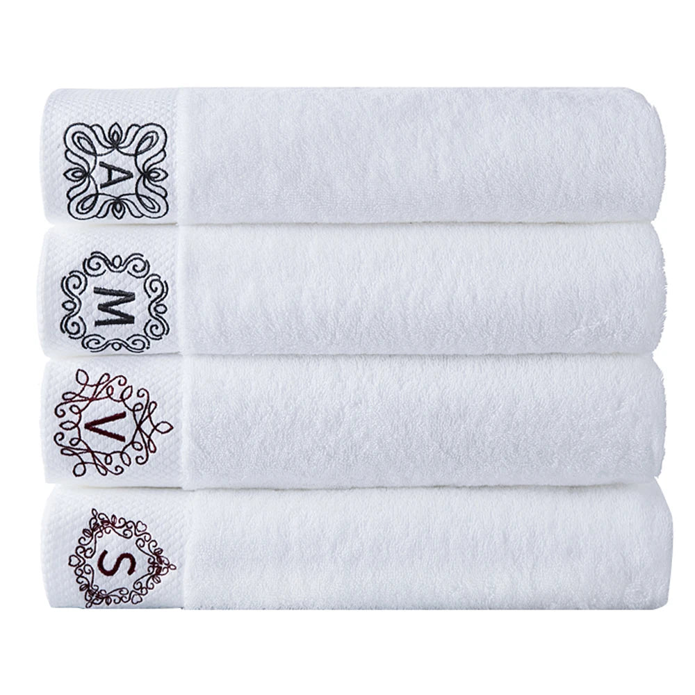 Serviette de bain brodée personnalisée 100% coton noir