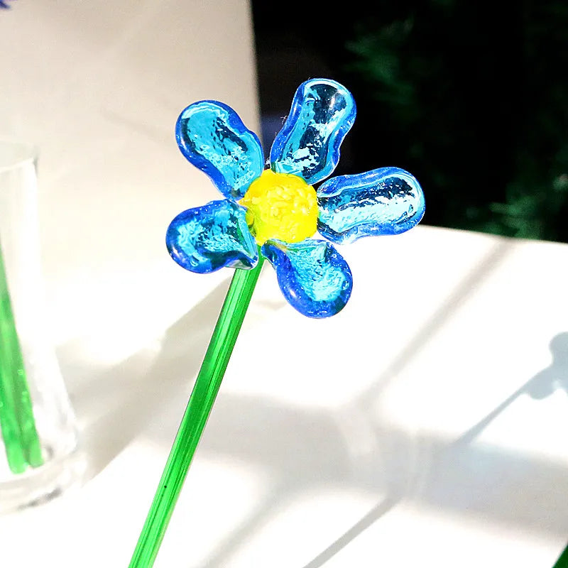 Vase décoratif tournesol dans un intérieur moderne