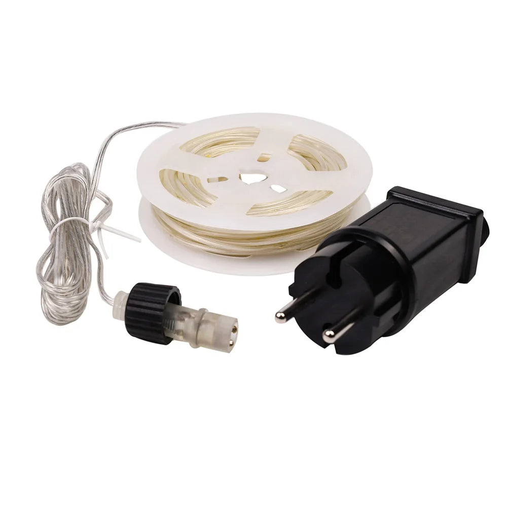 Guirlande LED IP68 illuminant une terrasse extérieure