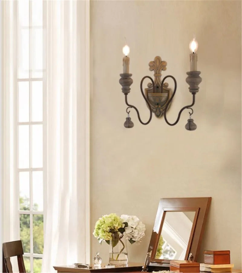 Vue latérale de l'applique murale vintage avec abat-jour en option
