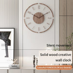 Horloge murale scandinave en bois massif noire