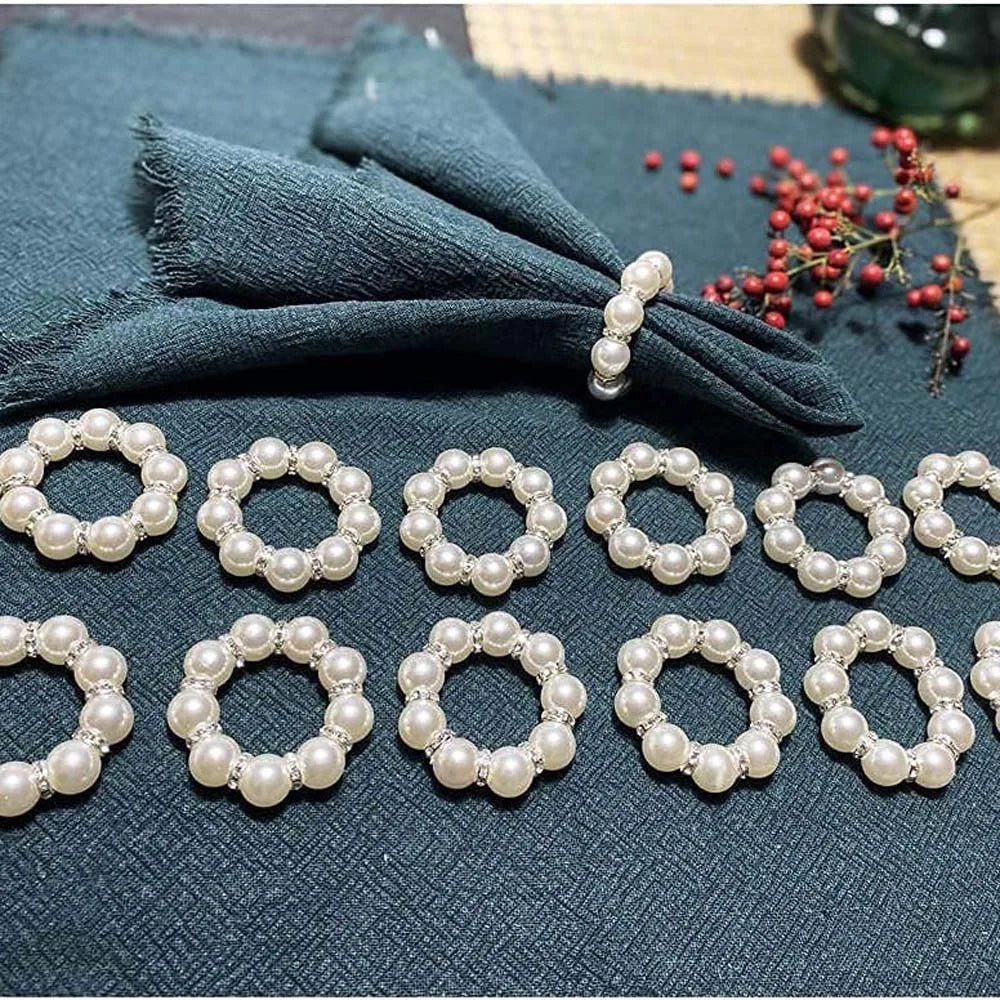 Lot de 12 ronds de serviette argent sur table décorée