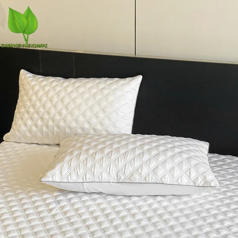 Couvre-lit matelassé sur un lit de taille Queen 150x230 cm