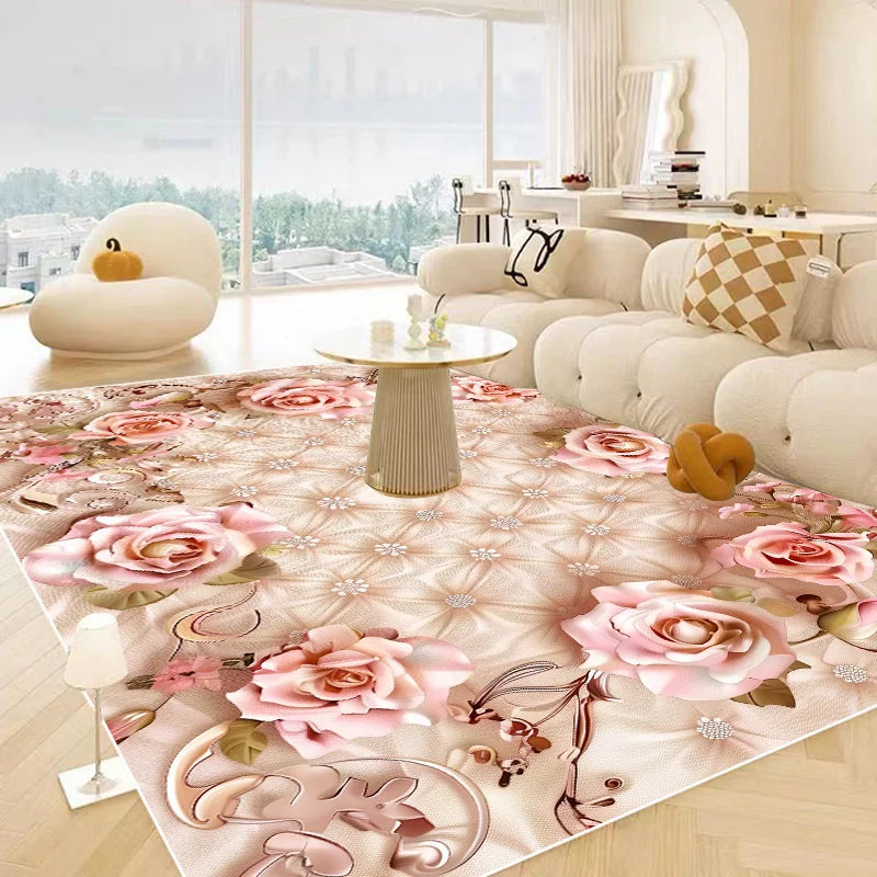 Un salon élégant avec de confortables canapés crème, une table basse ornée de fleurs roses raffinées et une fenêtre offrant une vue dégagée sur un paysage verdoyant.