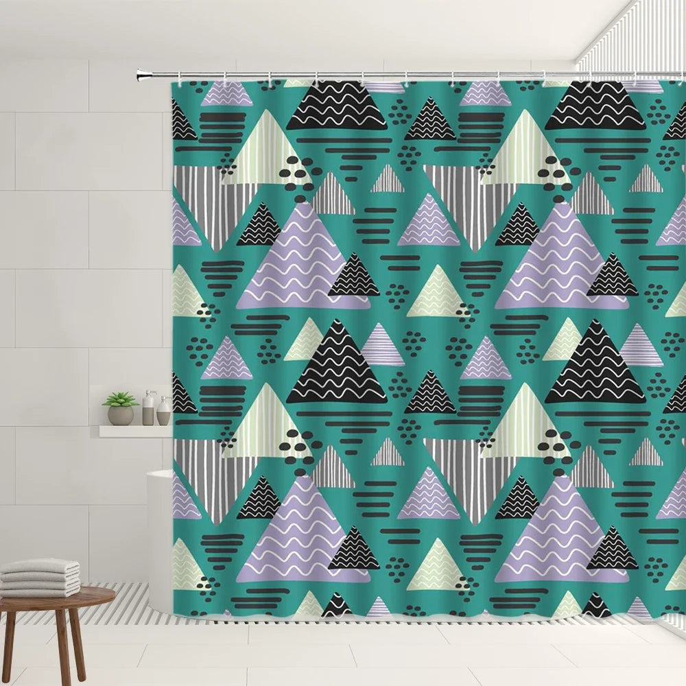 Image illustrant un rideau de douche design avec des motifs colorés. Le rideau, l'objet principal de l'image, est fait d'un matériau résistant à l'eau et présente un motif artistique unique. Utilisé principalement dans les salles de bains pour préserver l'intimité et protéger contre les éclaboussures d'eau, ce rideau de douche apporte une touche de style et d'élégance à l'espace. Un choix parfait pour ceux qui cherchent à combiner fonctionnalité et esthétique dans leur décoration intérieure.