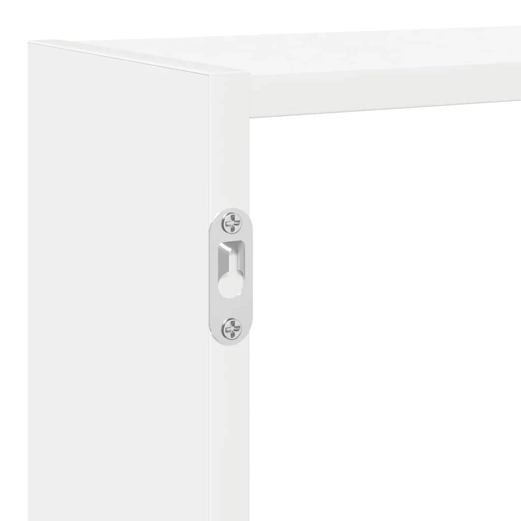 Détail des compartiments de l'étagère murale cube