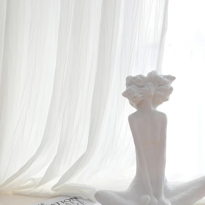 Vue rapprochée du tissage tulle pour salon élégant