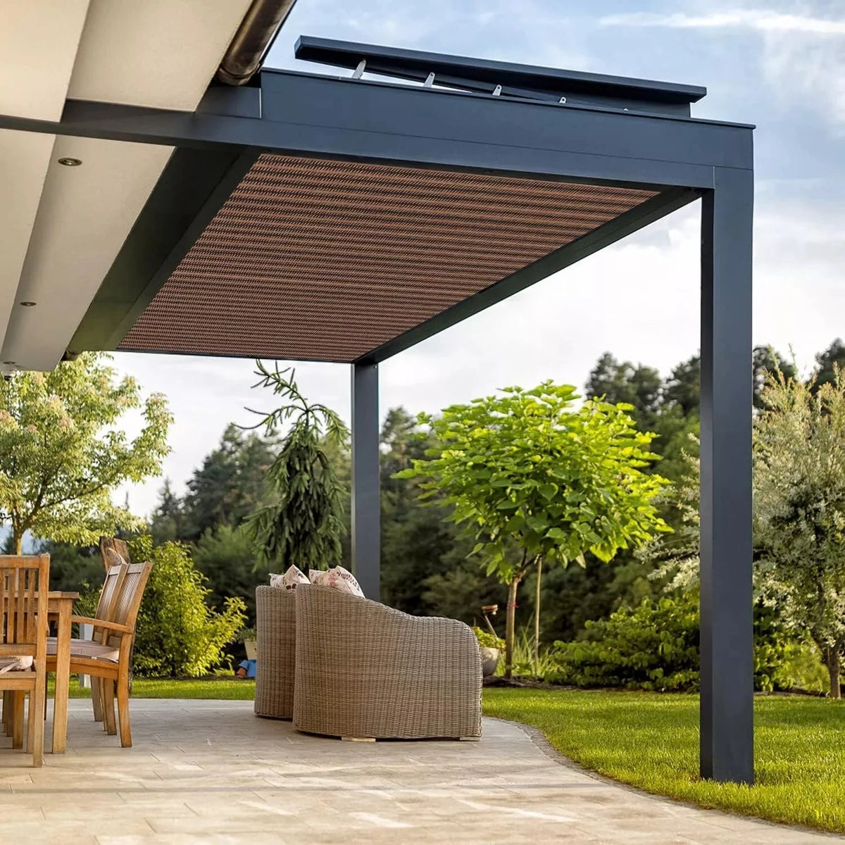 Voile d'ombrage blanche pour terrasse