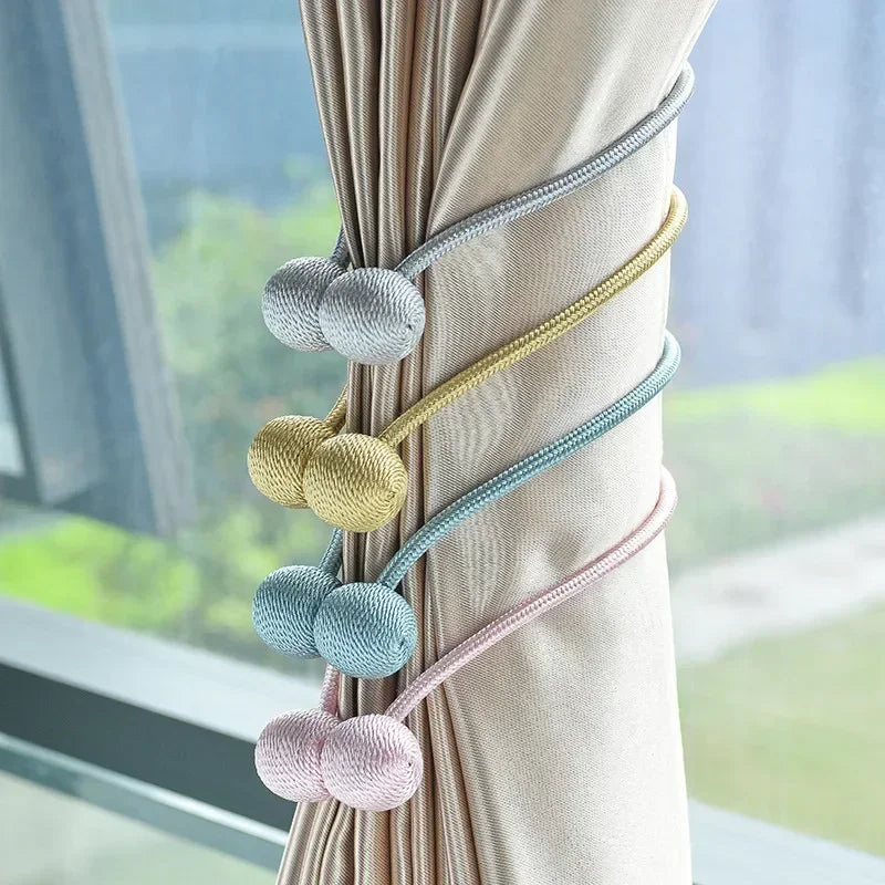 Accessoire rideau magnétique en forme de boule couleur noir