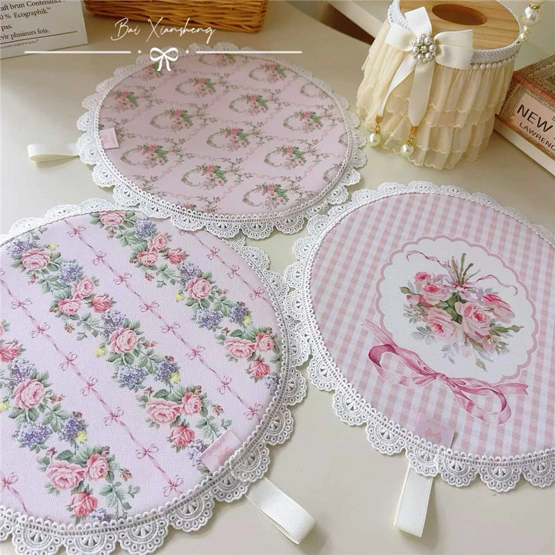Set de table rose rétro avec sous-verre assorti