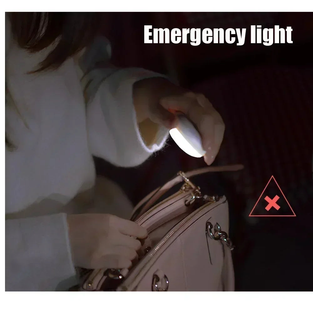 Lampe de nuit LED avec éclairage blanc chaud