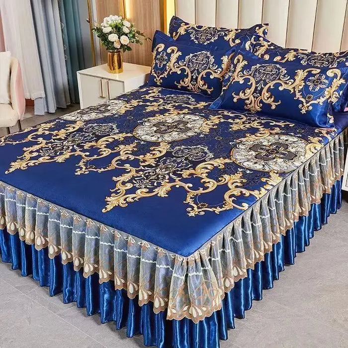 Couvre-lit moderne bleu royal avec jupe de lit sur un lit Queen