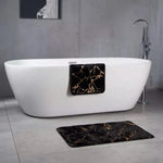 Tapis de bain en fourrure douce rose ajoutant une touche de couleur