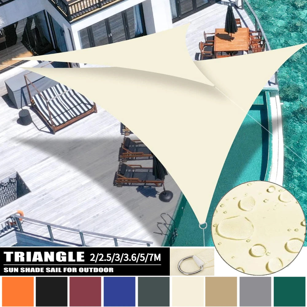 Voile d'ombrage triangulaire bleue 3x4x5 m sur terrasse