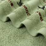 Serviette en bambou motif brodé