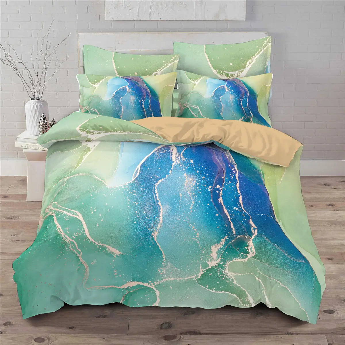 Housse de couette bleue dans une chambre d'ado moderne